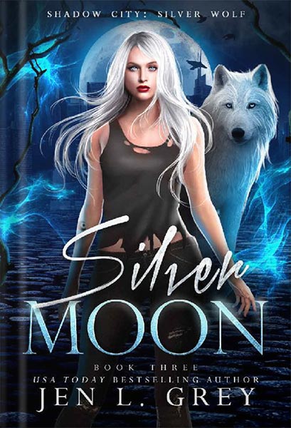 خرید کتاب Silver Moon (Shadow City: Silver Wolf Book 3)
